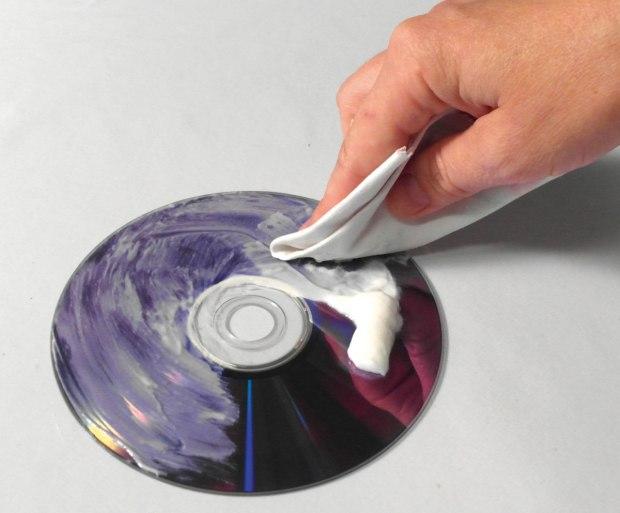 Remove deep scratches from CD