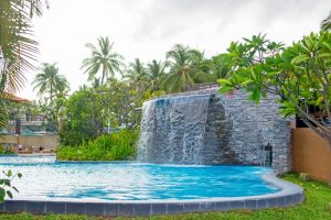 How to install and Enhance Your Pool with Waterfall