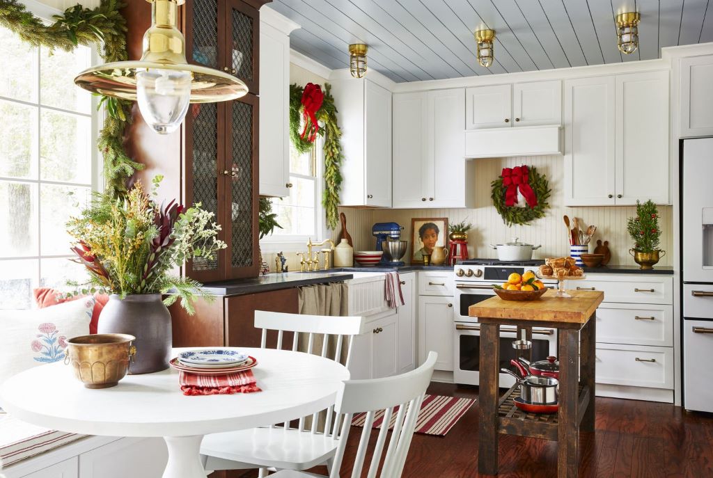 Rustic Kitchen Christmas Decor Ideas