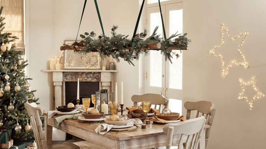 Setting a Merry Table