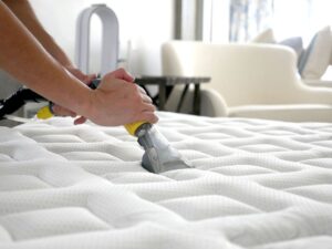 What is the best cleaner for a mattress?